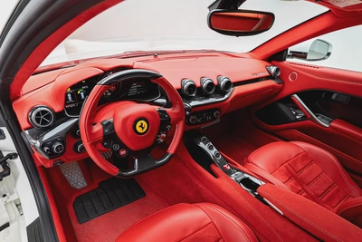 2016 FERRARI F12 BERLINETTA STANDARD - JAPANESE SPECS - PRISTINE CONDITION-11