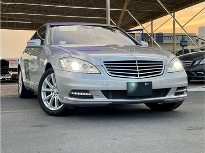 Mercedes Benz S550-0