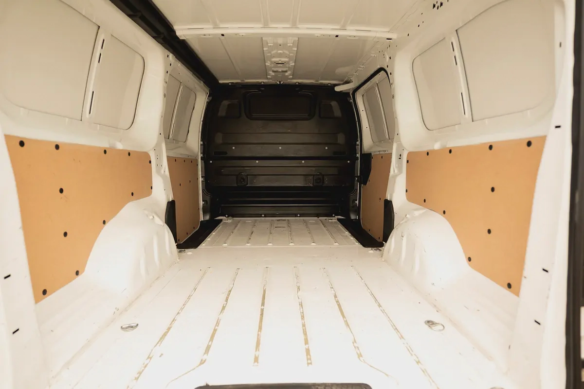 Peugeot Expert | Delivery Van | Automatic Diesel | GCC Specs | Ref#P01949