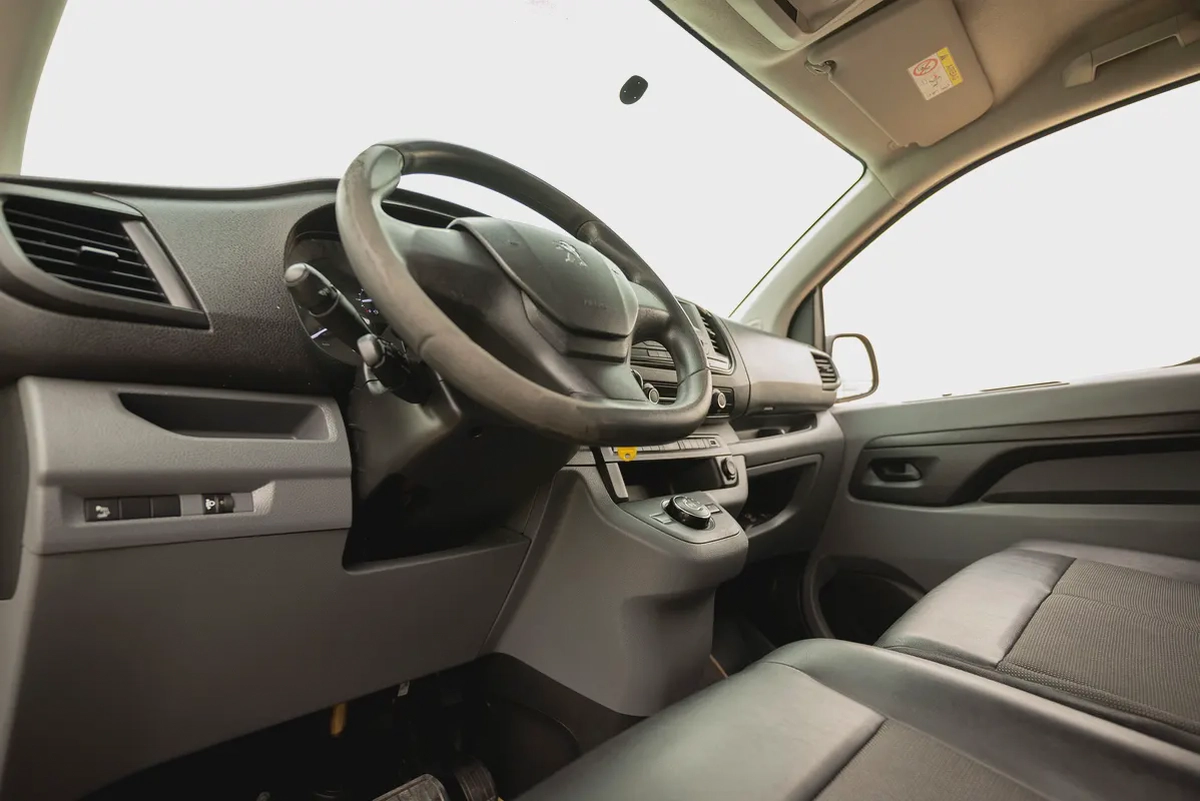 Peugeot Expert | Delivery Van | Automatic Diesel | GCC Specs | Ref#P01949