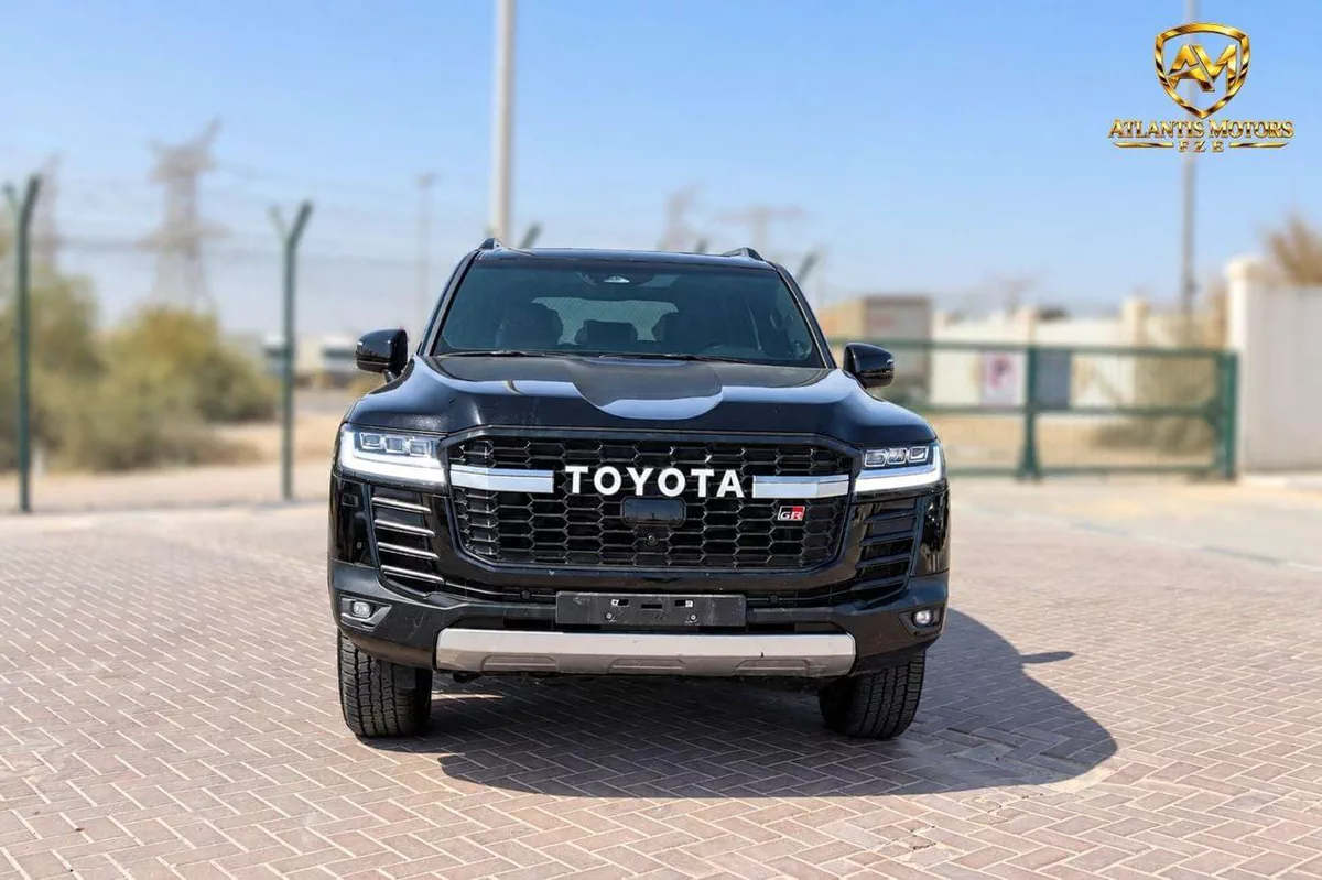 Toyota Land Cruiser GR SPORT-1-0