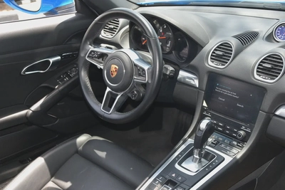2022 ll Porches Boxster ll 718 ll V6 ll Full option-9