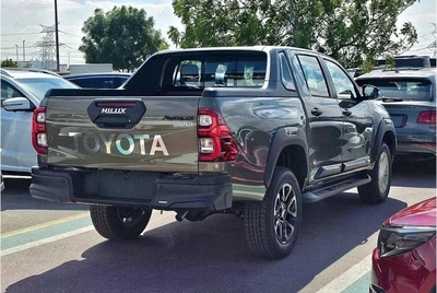 Toyota Hilux ADVENTURE DC ADVENTURE 2.8D AT 4X4 MY2024-6