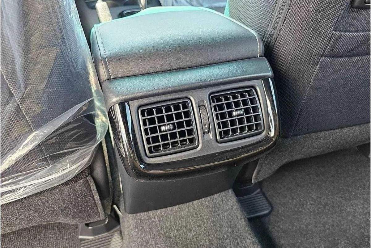 Toyota Hilux ADVENTURE DC ADVENTURE 2.8D AT 4X4 MY2024-16-0