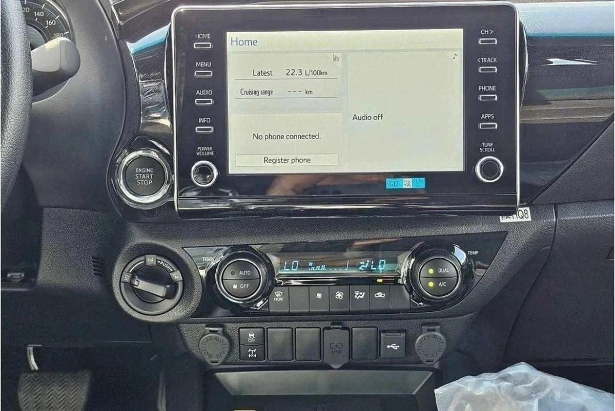 Toyota Hilux ADVENTURE DC ADVENTURE 2.8D AT 4X4 MY2024-3-0