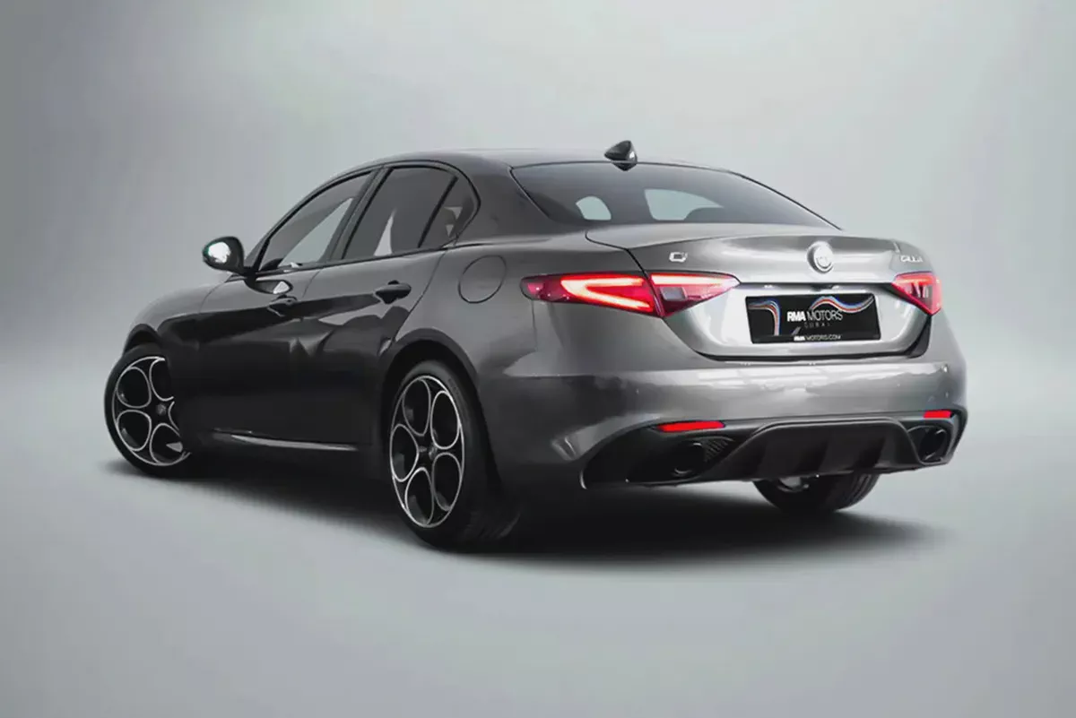 AED 1,992 / 60 months | 0% DP | 2022 Alfa Romeo Guilia Veloce / Full Service History-1-1