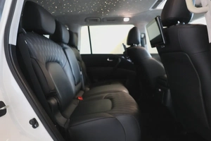 Nissan Patrol LE Platinum City 2024 GCC Specs-44000km-Under warranty  service-Pristine conditio