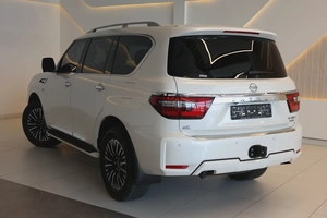 Nissan Patrol LE Platinum City 2024 GCC Specs-44000km-Under warranty  service-Pristine conditio