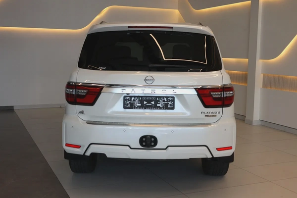 Nissan Patrol LE Platinum City 2024 GCC Specs-44000km-Under warranty  service-Pristine conditio