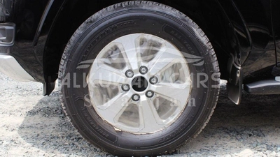 Toyota Land Cruiser LC300 GXR 4.0P AT  MY2025 – BLACK-13