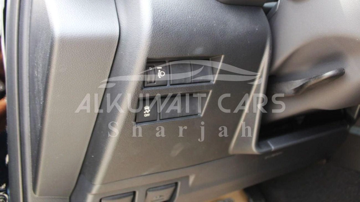Toyota Land Cruiser LC300 GXR 4.0P AT  MY2025 – BLACK-8-0