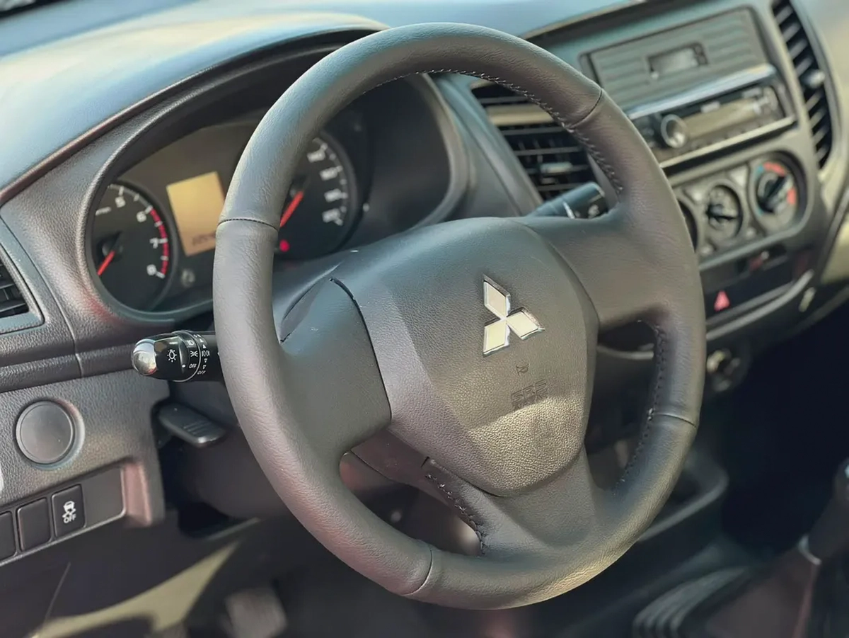 2021 Mitsubishi L200 | 4X2 | Manual | GCC | Ref#1028-13-13