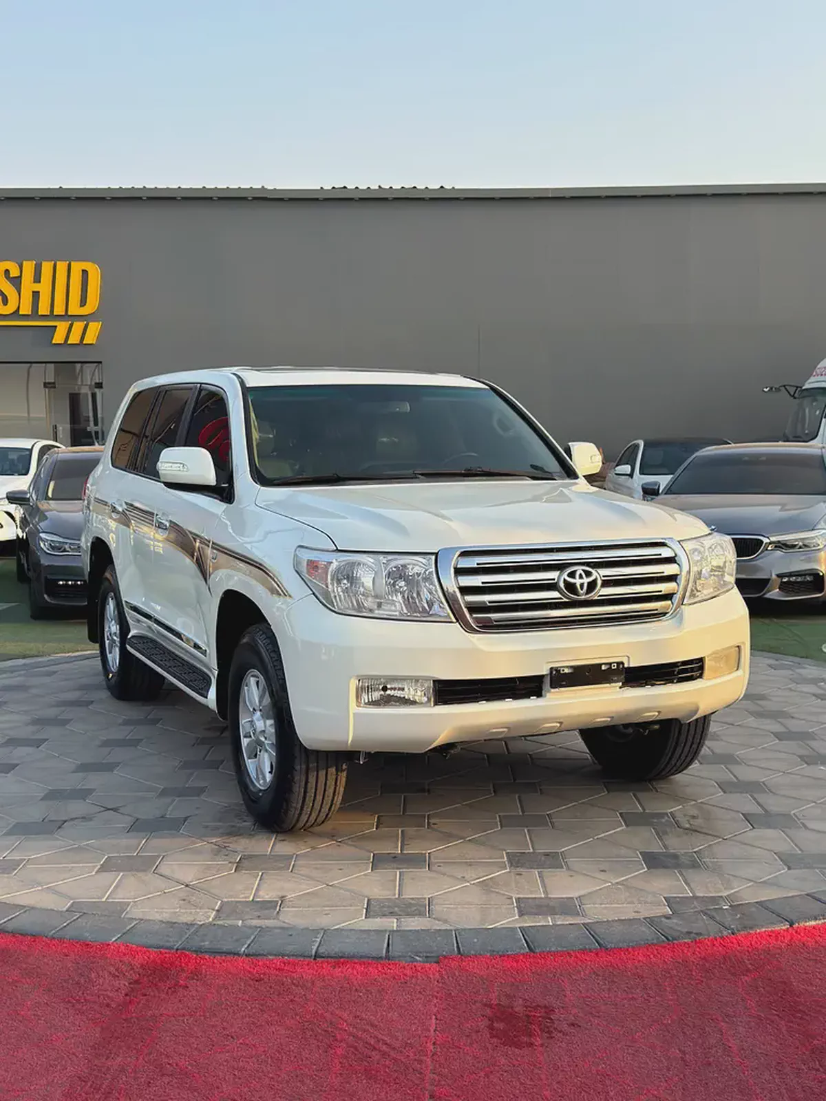 TOYOTA LAND CRUISER 2010 — GXR V8-1-1