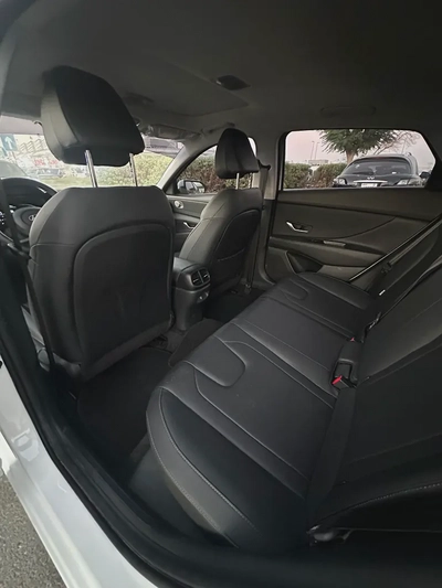 760/- AED EMI 2025 Hyundai Elantra Elite Edition - Chinese Specs UnderWarranty + Service Contract-7
