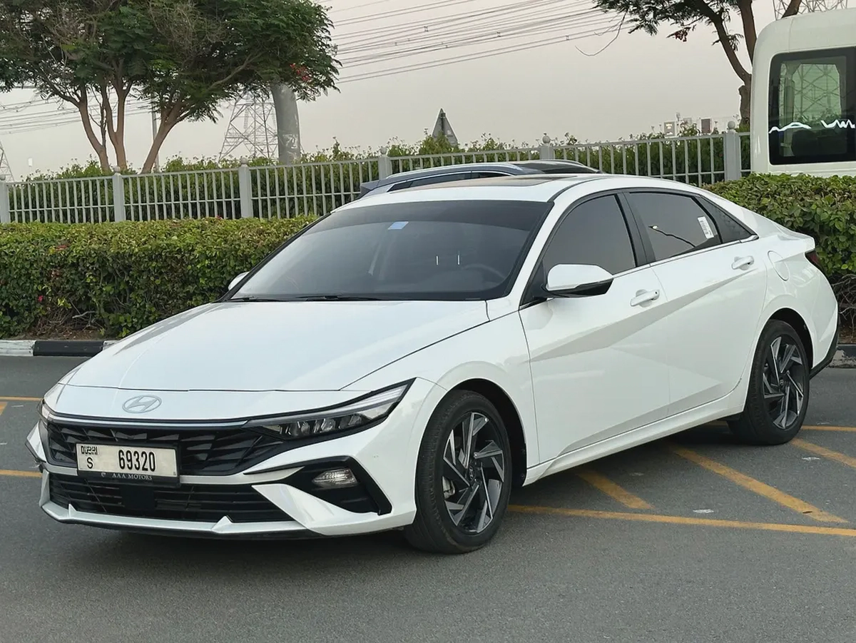 760/- AED EMI 2025 Hyundai Elantra Elite Edition - Chinese Specs UnderWarranty + Service Contract-2-2