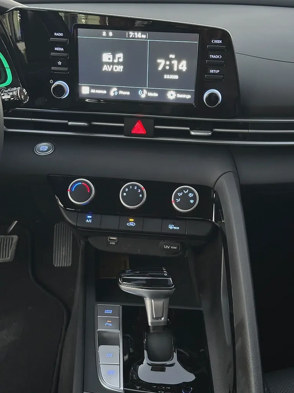 760/- AED EMI 2025 Hyundai Elantra Elite Edition - Chinese Specs UnderWarranty + Service Contract