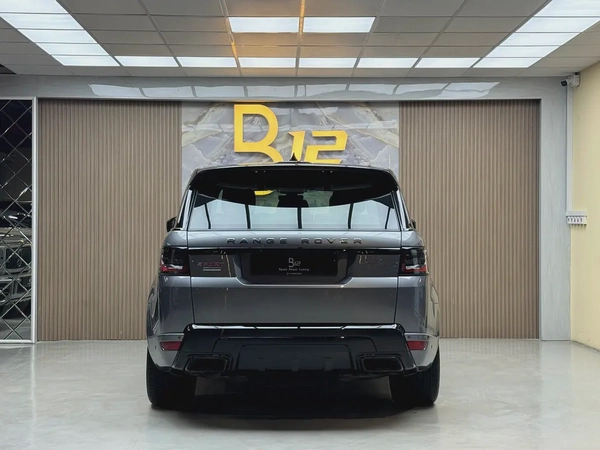Land Rover Range Rover Sport HSE 2022 | GCC Specs | Low Mileage