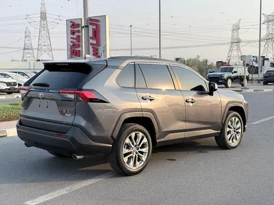 Toyota RAV4 XLE 2023-3