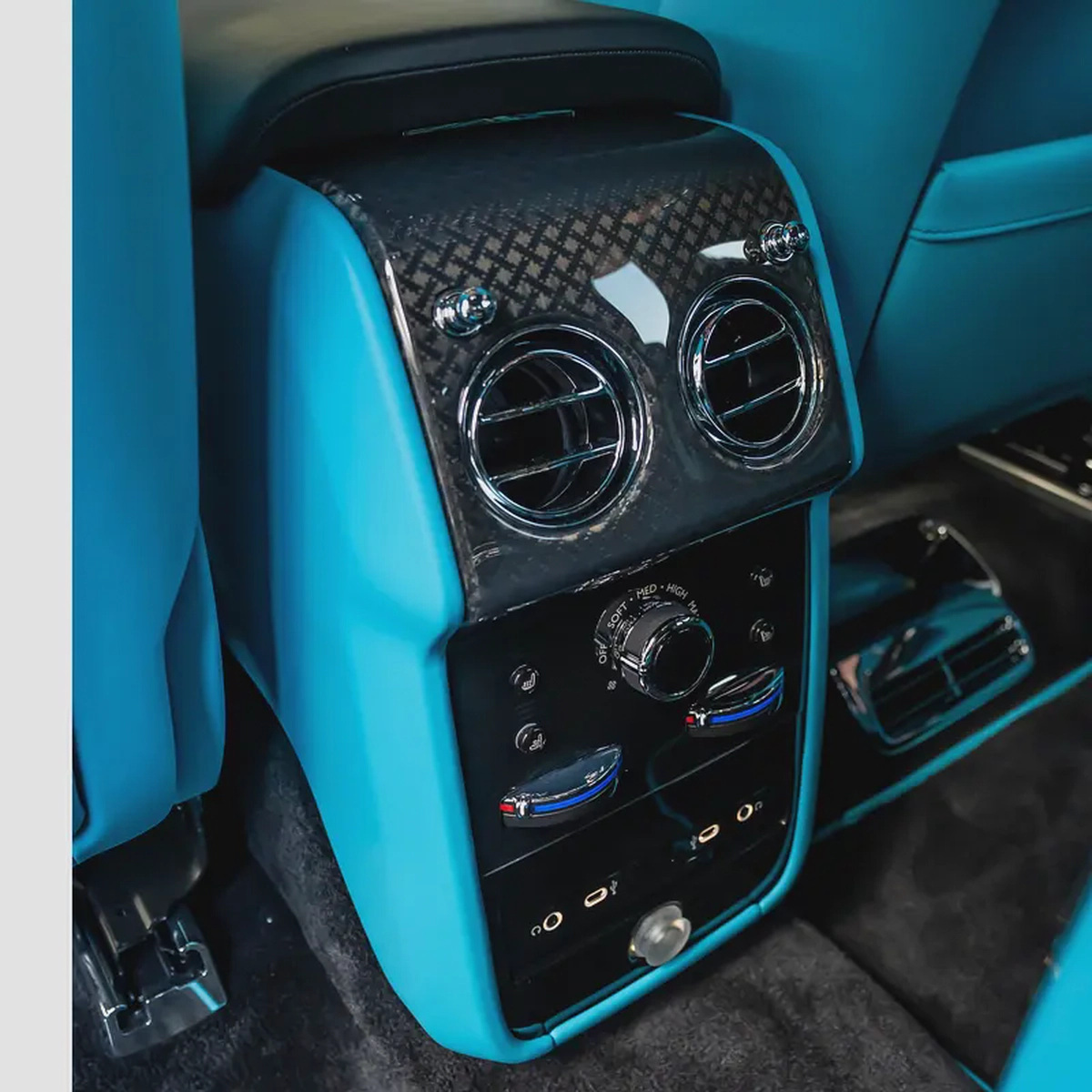 2025  ROLLS ROYCE CULLINAN MANSORY BRAND NEW-12-12
