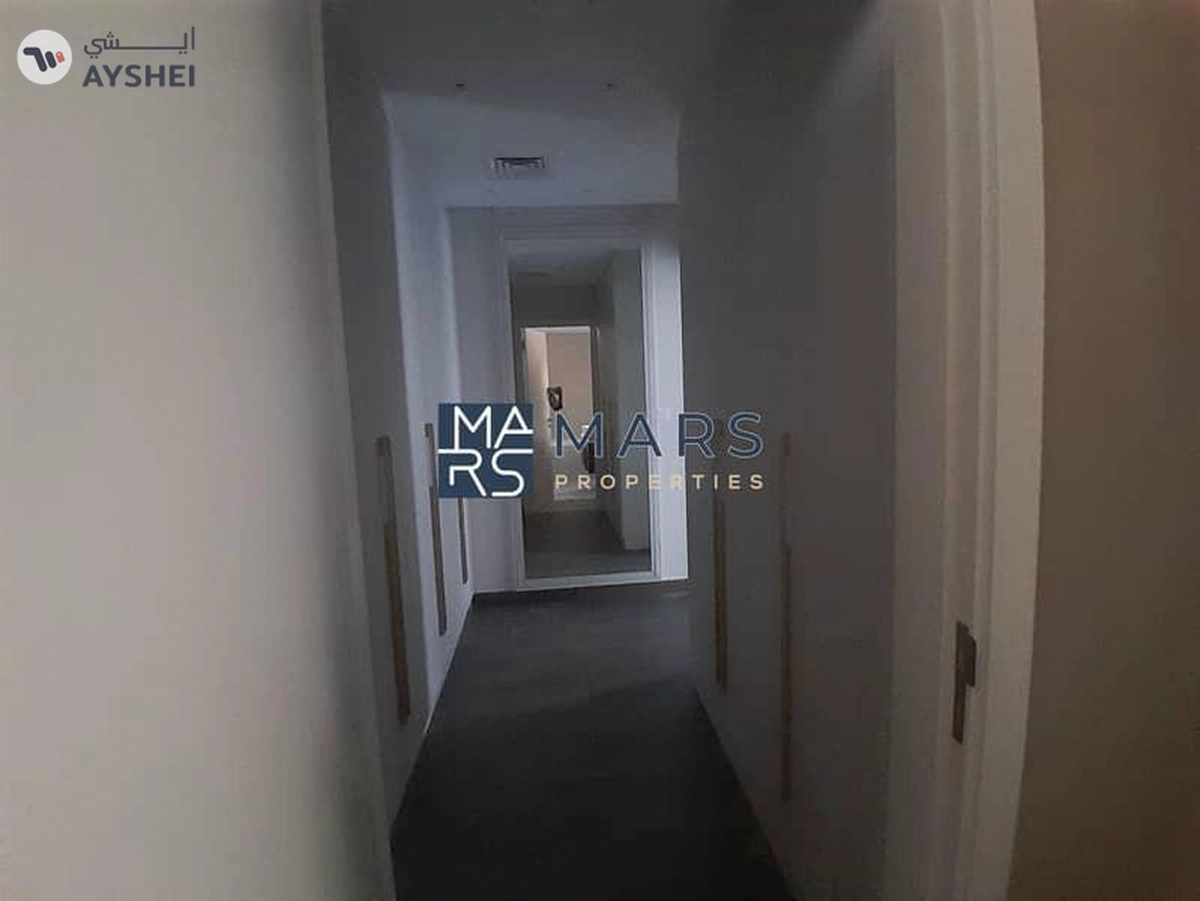 Lavish luxury | Specious | 4bhk | greatest garden | zero serives charge