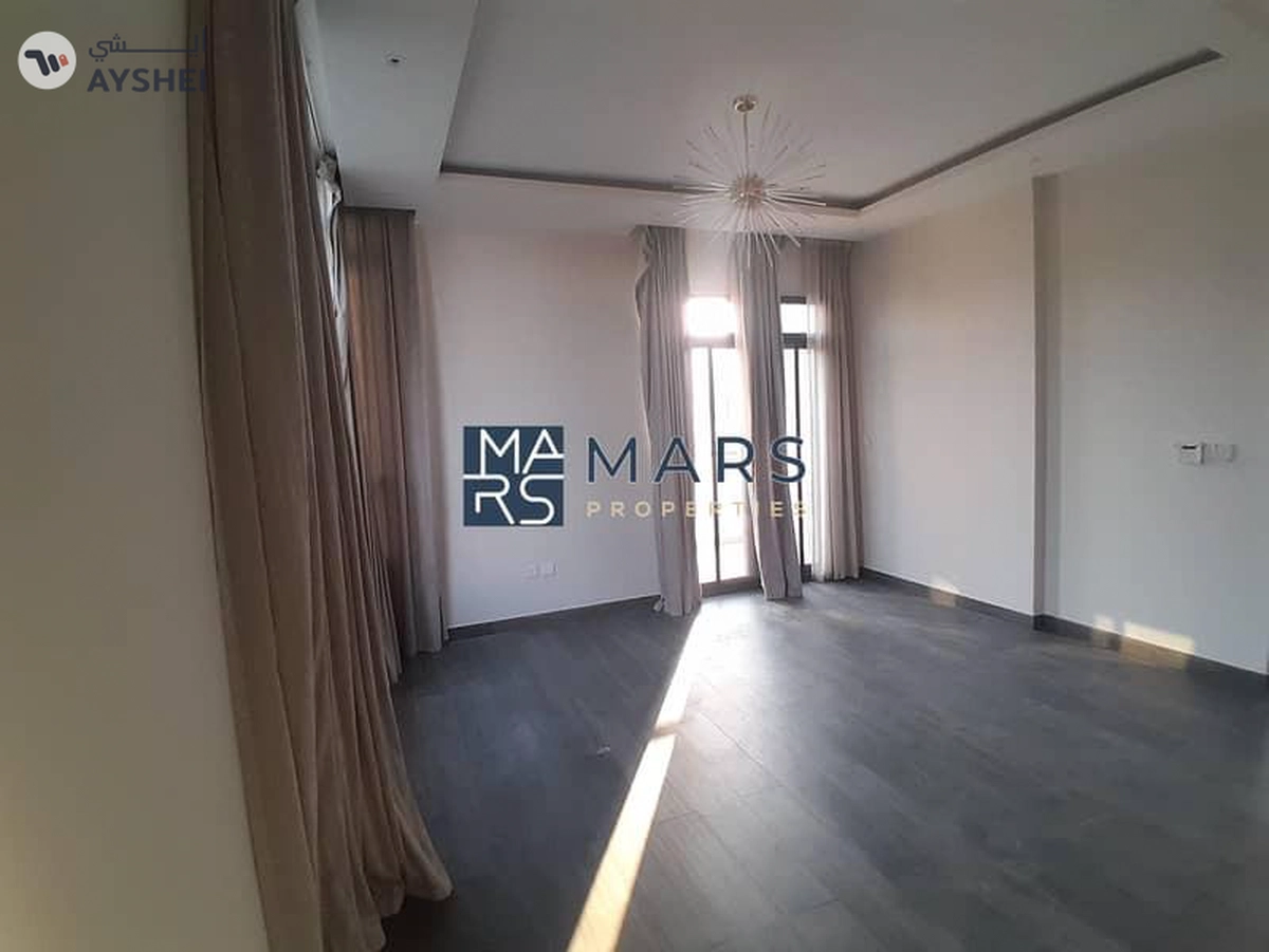 Lavish luxury | Specious | 4bhk | greatest garden | zero serives charge