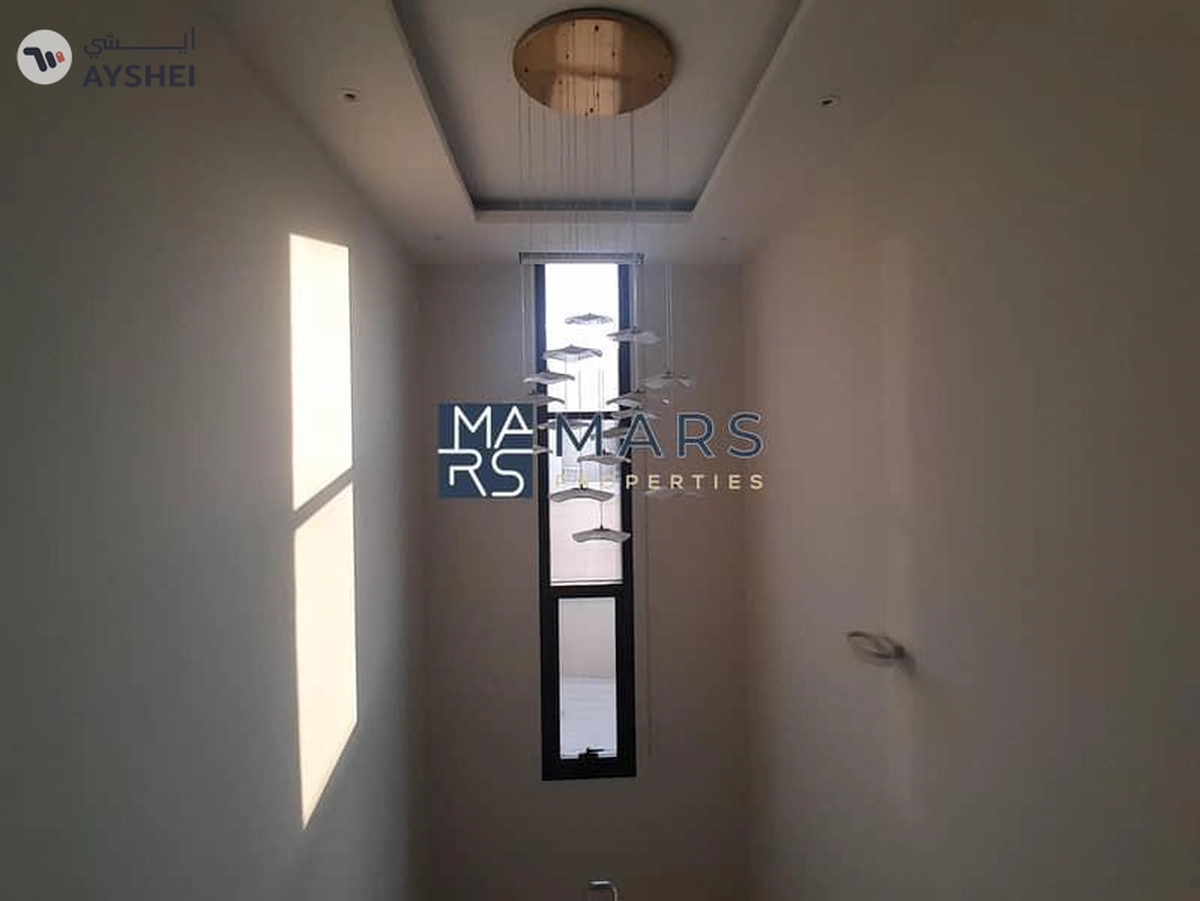 Lavish luxury | Specious | 4bhk | greatest garden | zero serives charge