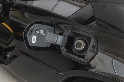 Lamborghini Temerario | 2027 | HPEV | 920 HP | AWD | Black / Yellow & Black Interior-19