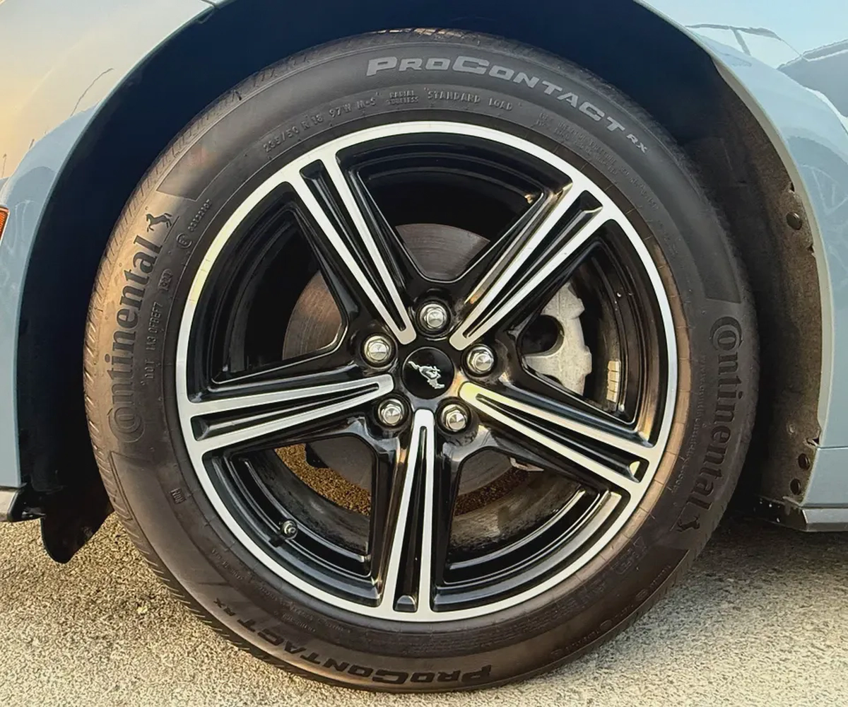 FORD MUSTANG - 2024 - FAST BACK - ECO Boost - V4 - 2,3L - BY TURBO - USA SPECS VERY GOOD CONDITION-13-13