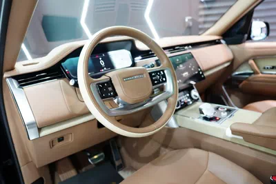 Land Rover Range Rover Vogue SV LWB-12
