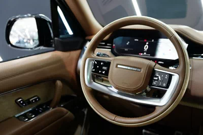 Land Rover Range Rover Vogue SV LWB-1