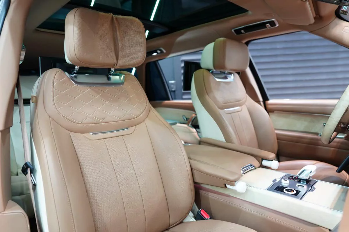 Land Rover Range Rover Vogue SV LWB-7-7