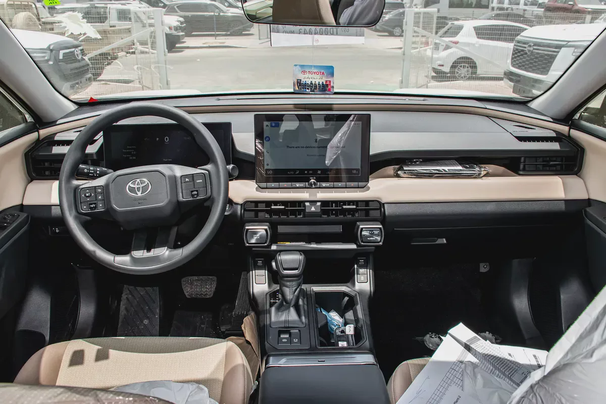 Toyota RAV4 XLE 2026 | GCC Specs | Brand New-12-12