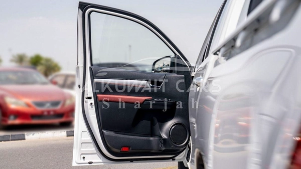 Toyota Hilux TOYOTA HILUX DC 2.7P MT 4X4 P.WINDOW MY2023