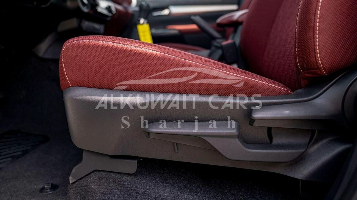 Toyota Hilux TOYOTA HILUX DC 2.7P MT 4X4 P.WINDOW MY2023-16-0