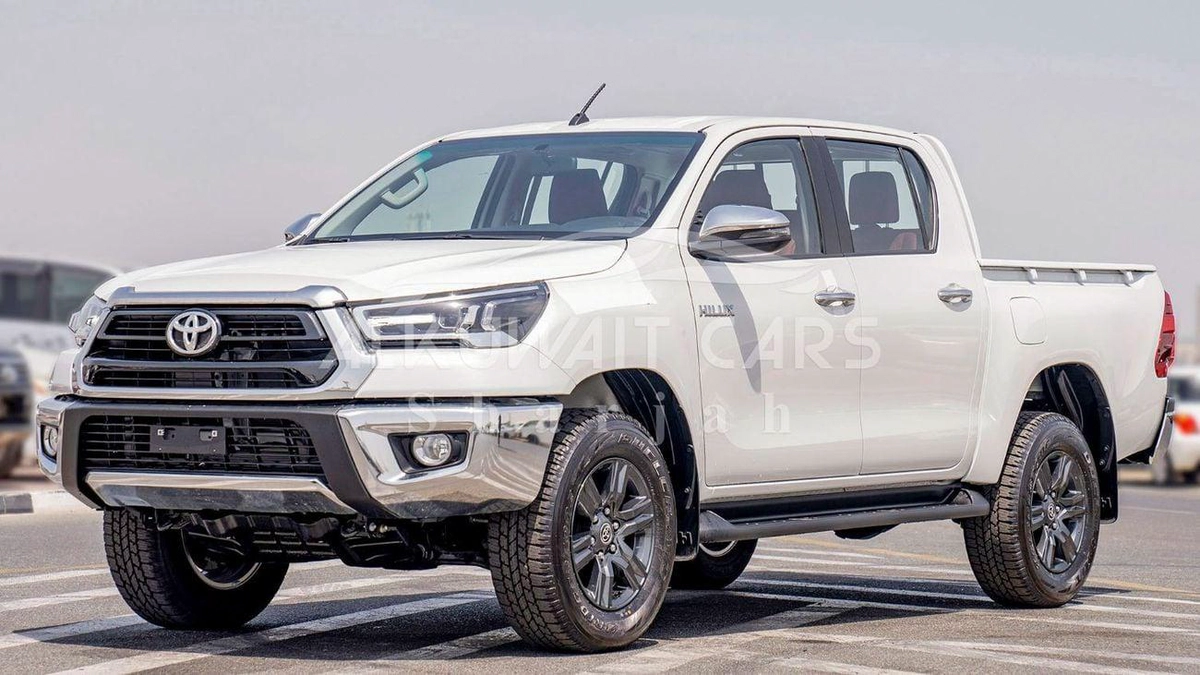 Toyota Hilux TOYOTA HILUX DC 2.7P MT 4X4 P.WINDOW MY2023-2-0