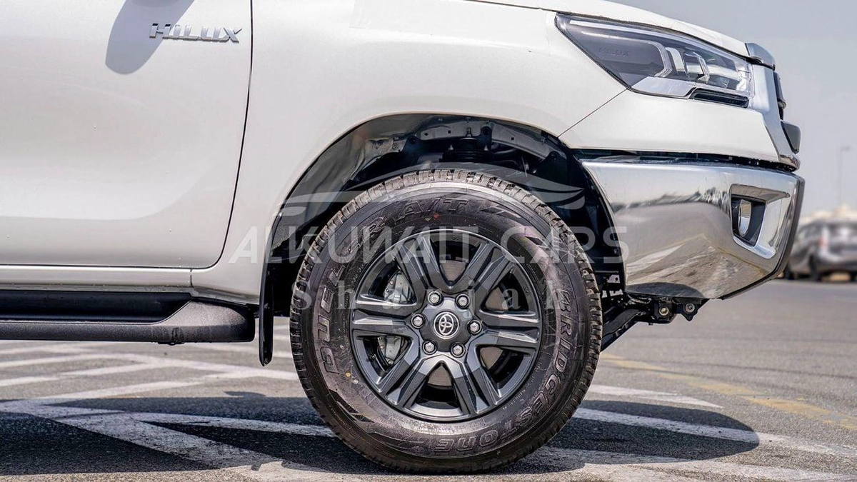 Toyota Hilux TOYOTA HILUX DC 2.7P MT 4X4 P.WINDOW MY2023-3-0