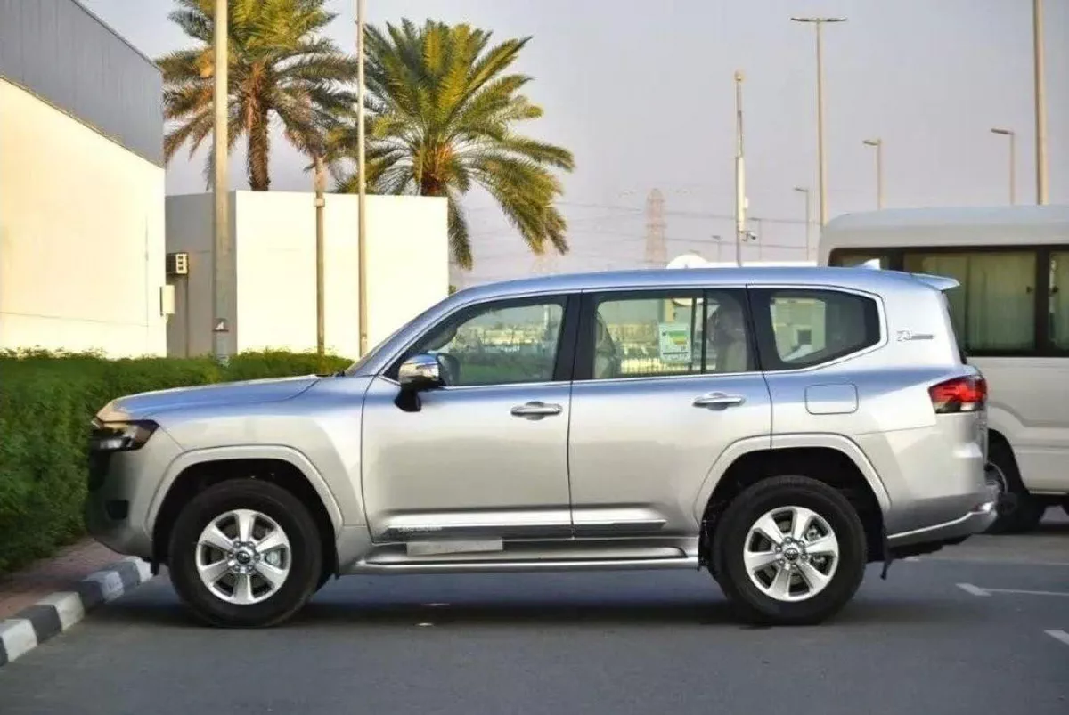 Toyota Land Cruiser GXR LAND CRUISER GXR 3.3L DIESEL-2-0