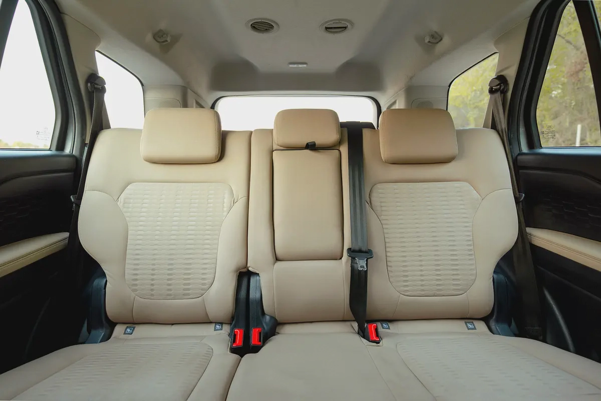 AED 1,414/month | Everest XLS | GCC Specs | REF#F77771-11-11