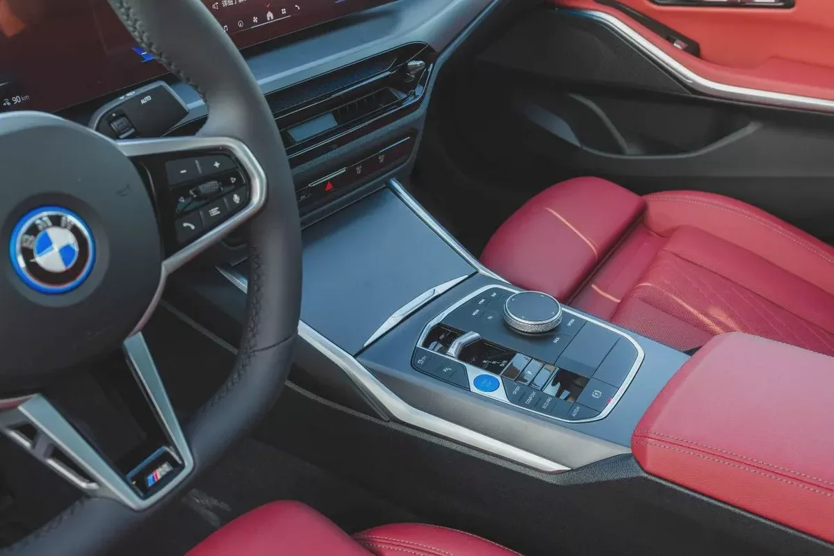 BMW i3-2-2