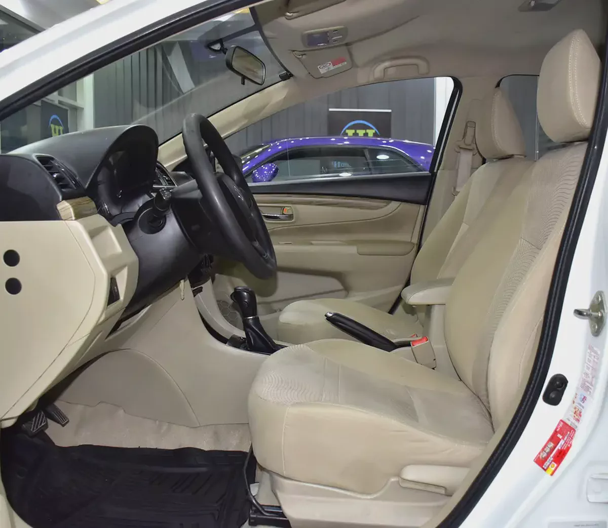 AED 515 EMi at 0% DP | Suzuki Ciaz ( 2023 Model ) in White Color GCC Specs-9-9