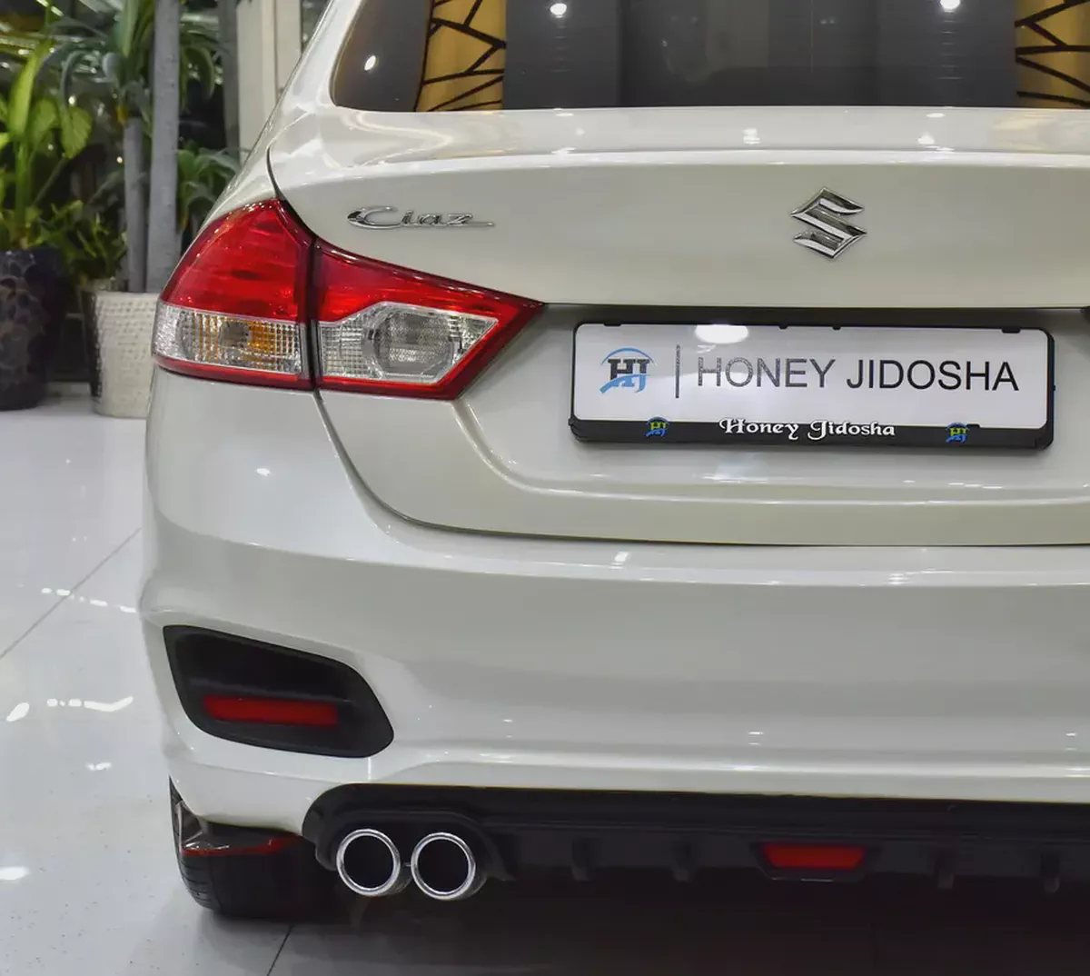 AED 515 EMi at 0% DP | Suzuki Ciaz ( 2023 Model ) in White Color GCC Specs-7-7