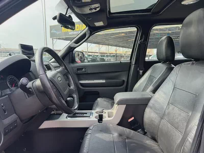 Ford Escape SEL 2012 - GCC Specs - Well Maintained-10