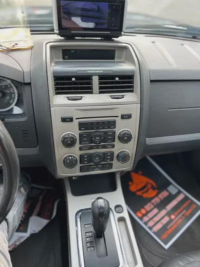 Ford Escape SEL 2012 - GCC Specs - Well Maintained-12