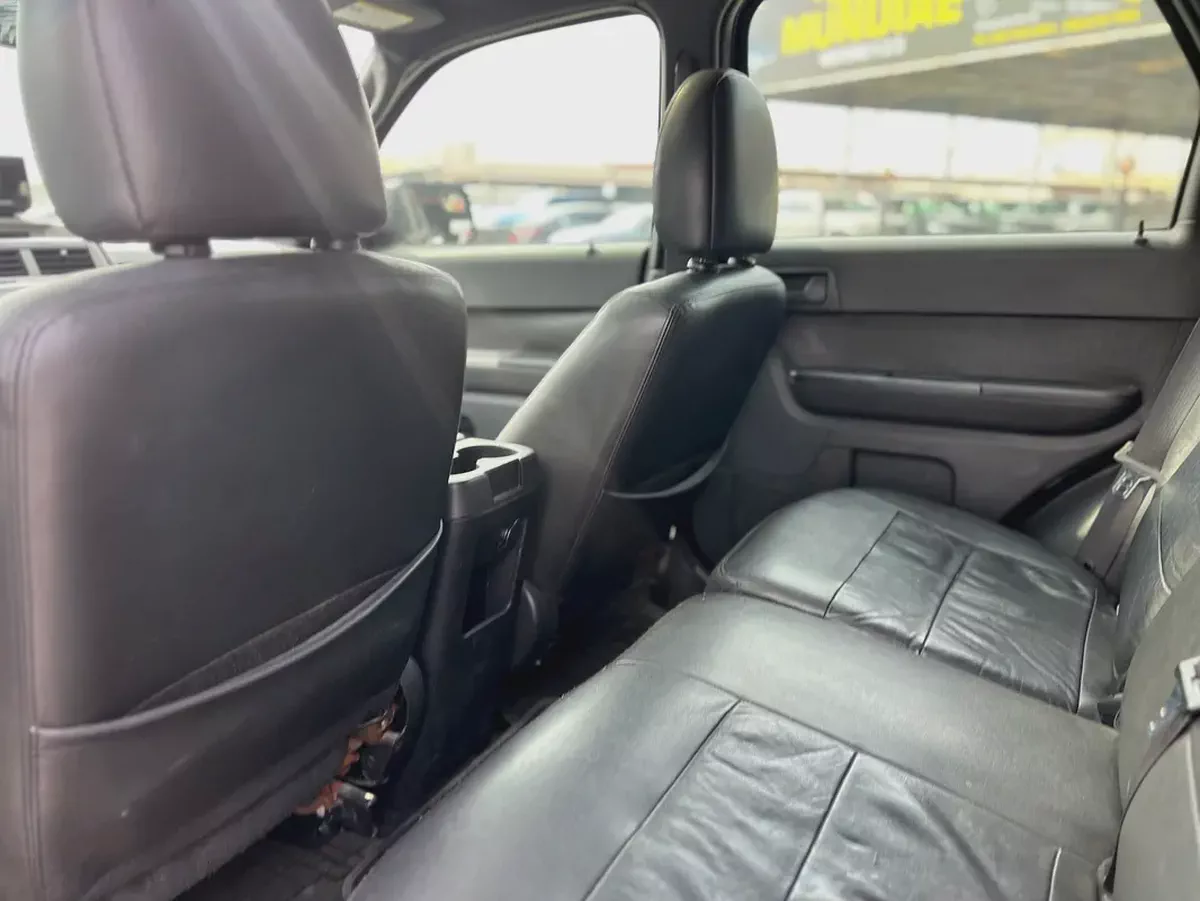 Ford Escape SEL 2012 - GCC Specs - Well Maintained-9-9