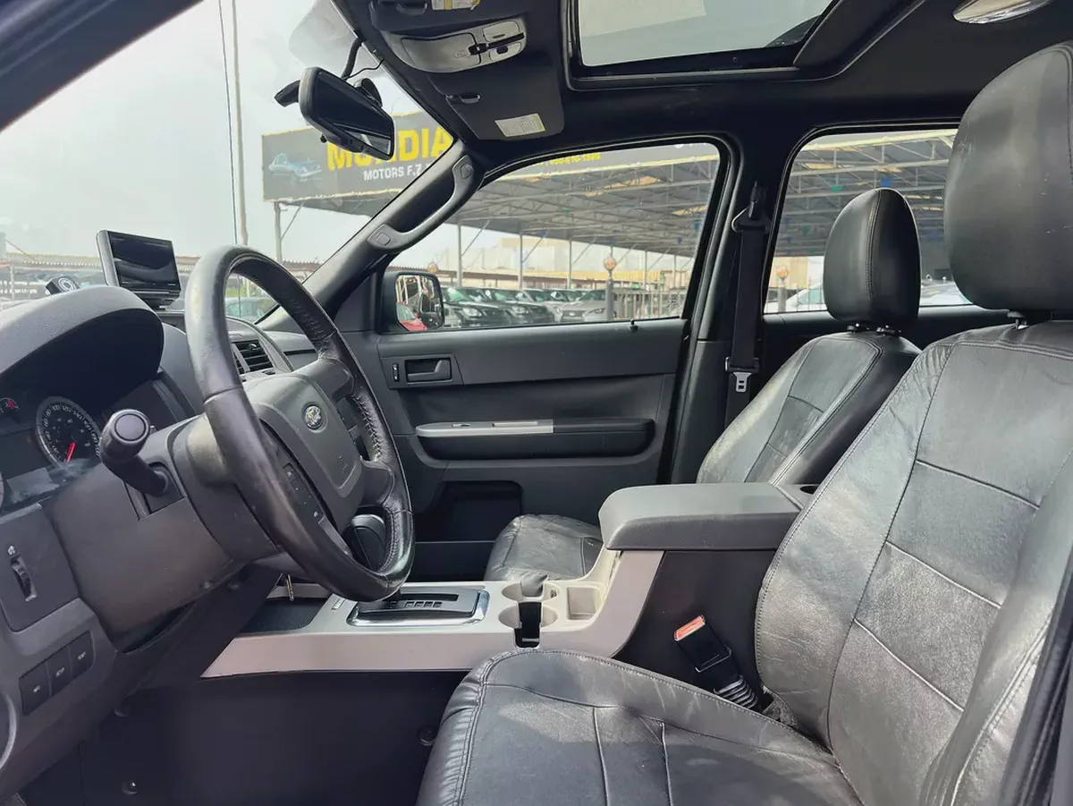 Ford Escape SEL 2012 - GCC Specs - Well Maintained-10-10