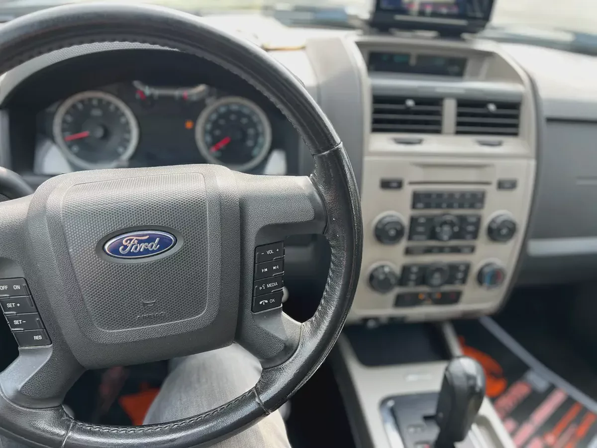 Ford Escape SEL 2012 - GCC Specs - Well Maintained-13-13