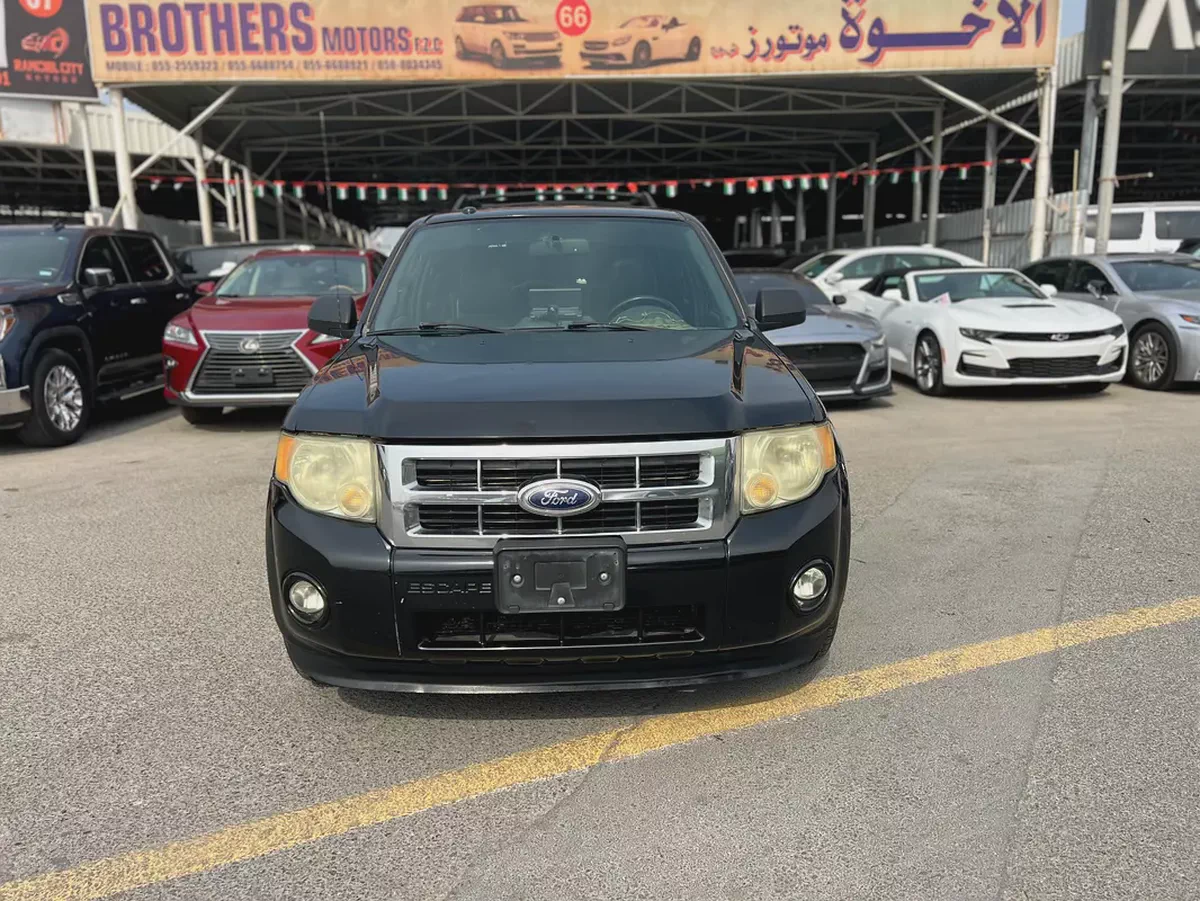 Ford Escape SEL 2012 - GCC Specs - Well Maintained-3-3