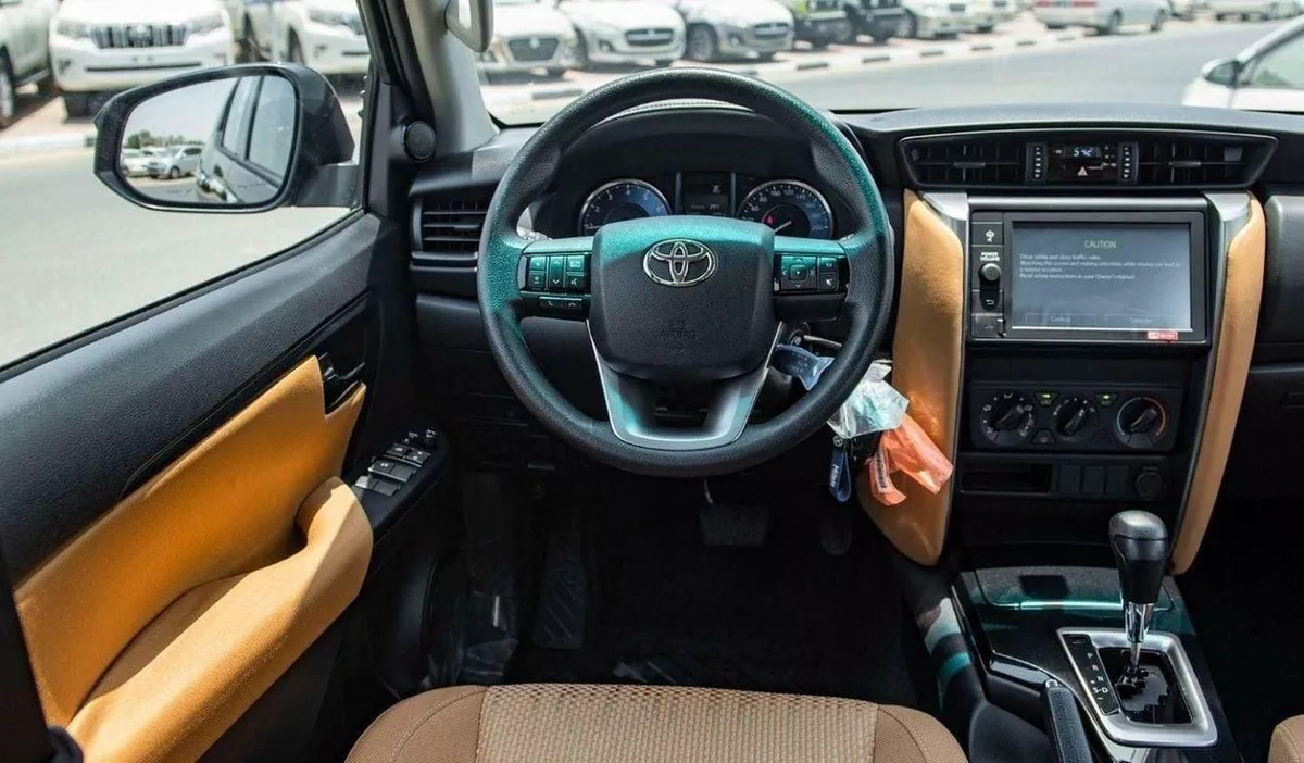 Toyota Fortuner EXR FORTUNER 2.7L V4 2WD-8-0