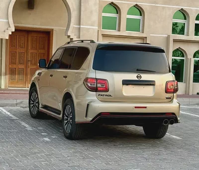 Nissan Patrol 2016 LE Platinum - GCC Specs - Pristine Condition-3