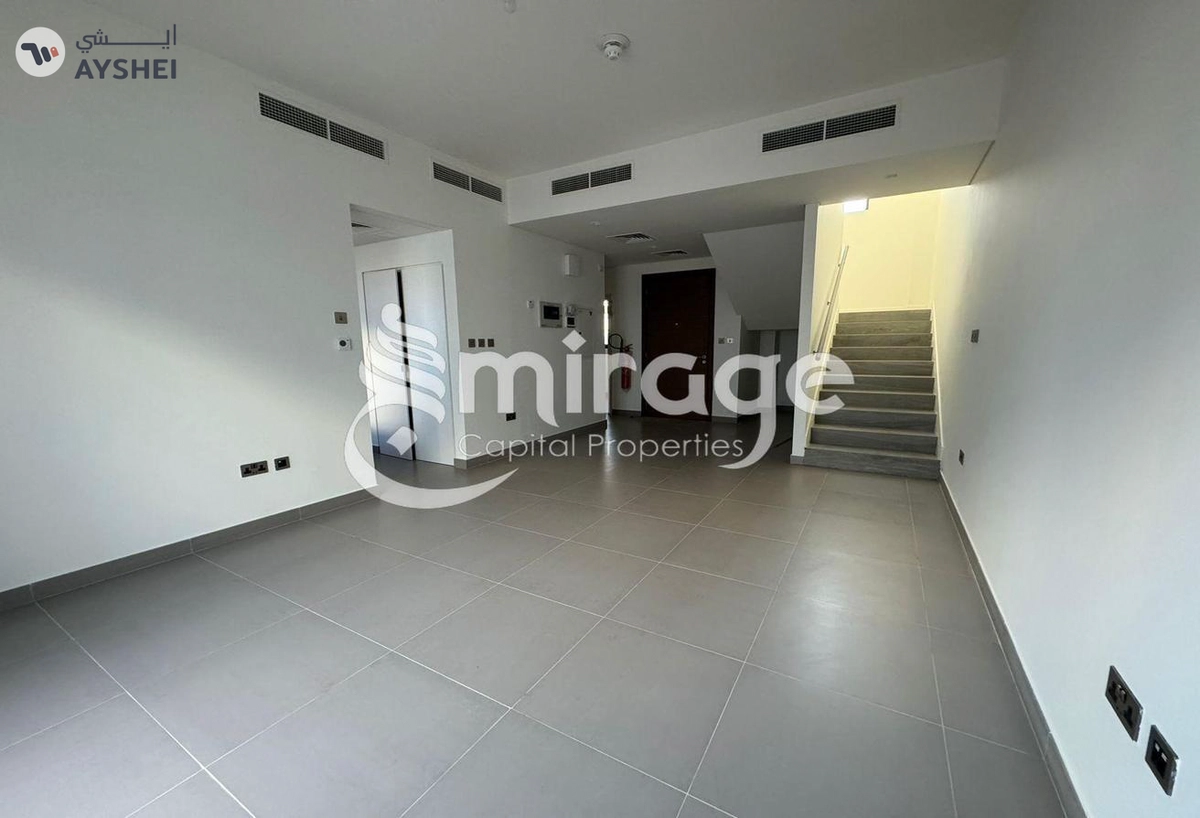 TOWNHOUSE FOR SALE IN NOYA 1, NOYA